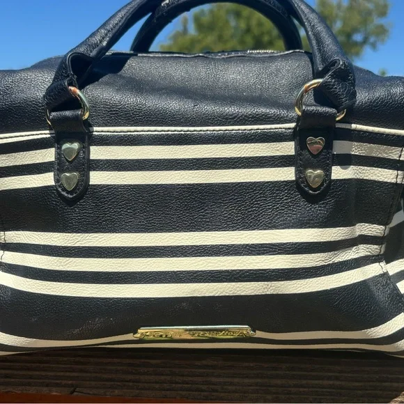 Betsey Johnson Black and White Satchel with Striking Design - Picture 6 of 11